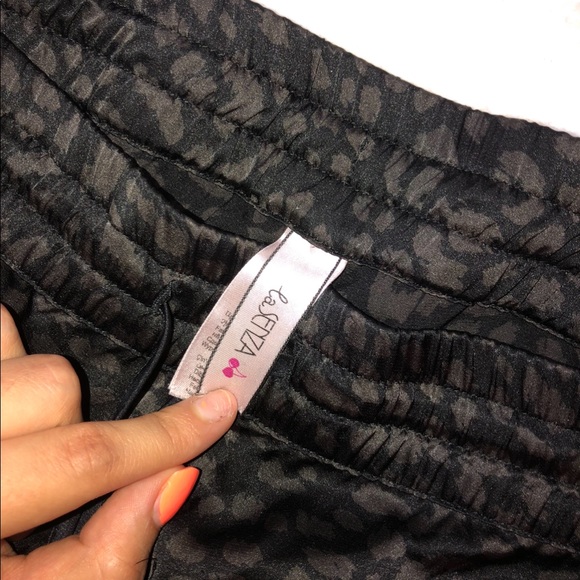 La Senza Silk pyjamas - Picture 2 of 5